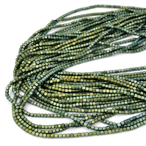 Hematyt zielony mat kostka obłe krawędzie ok. 3x3mm [sznur 40cm]